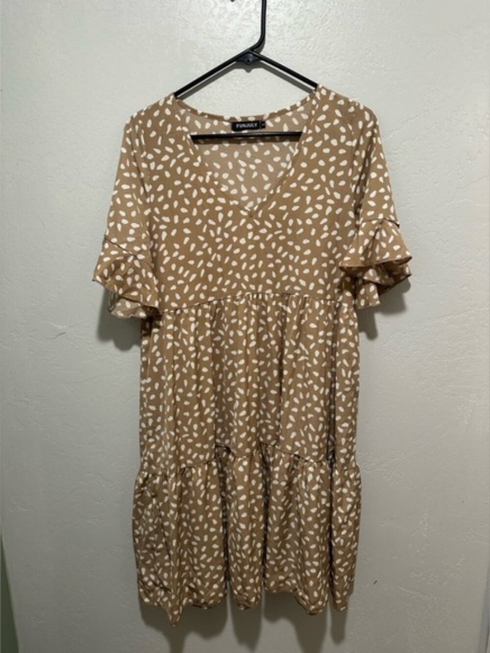 Funjuly Tan and White Patterned Top